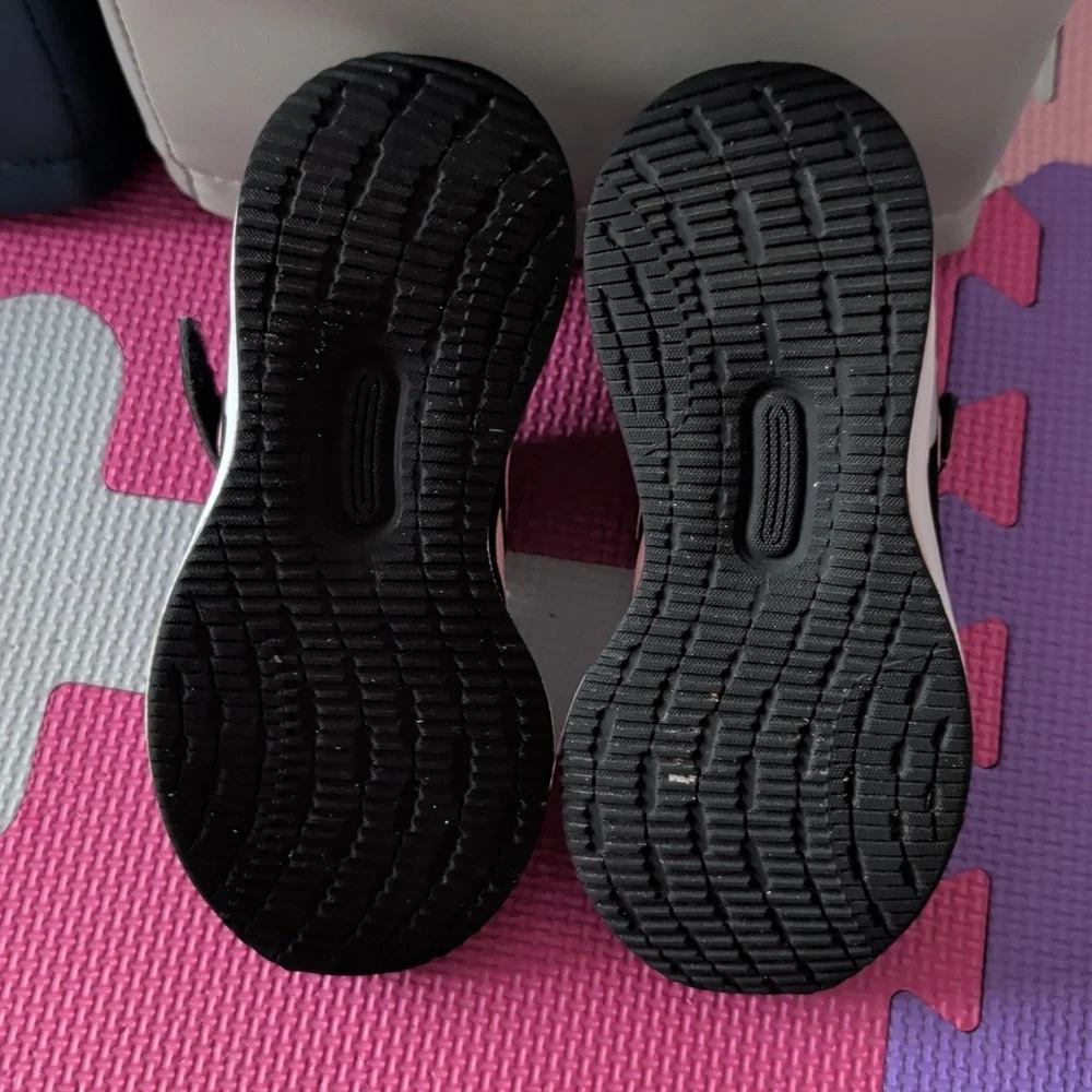 Adidas Runfalcon Cloudfoam Shoes Size Kids 10.5 Pink And Black